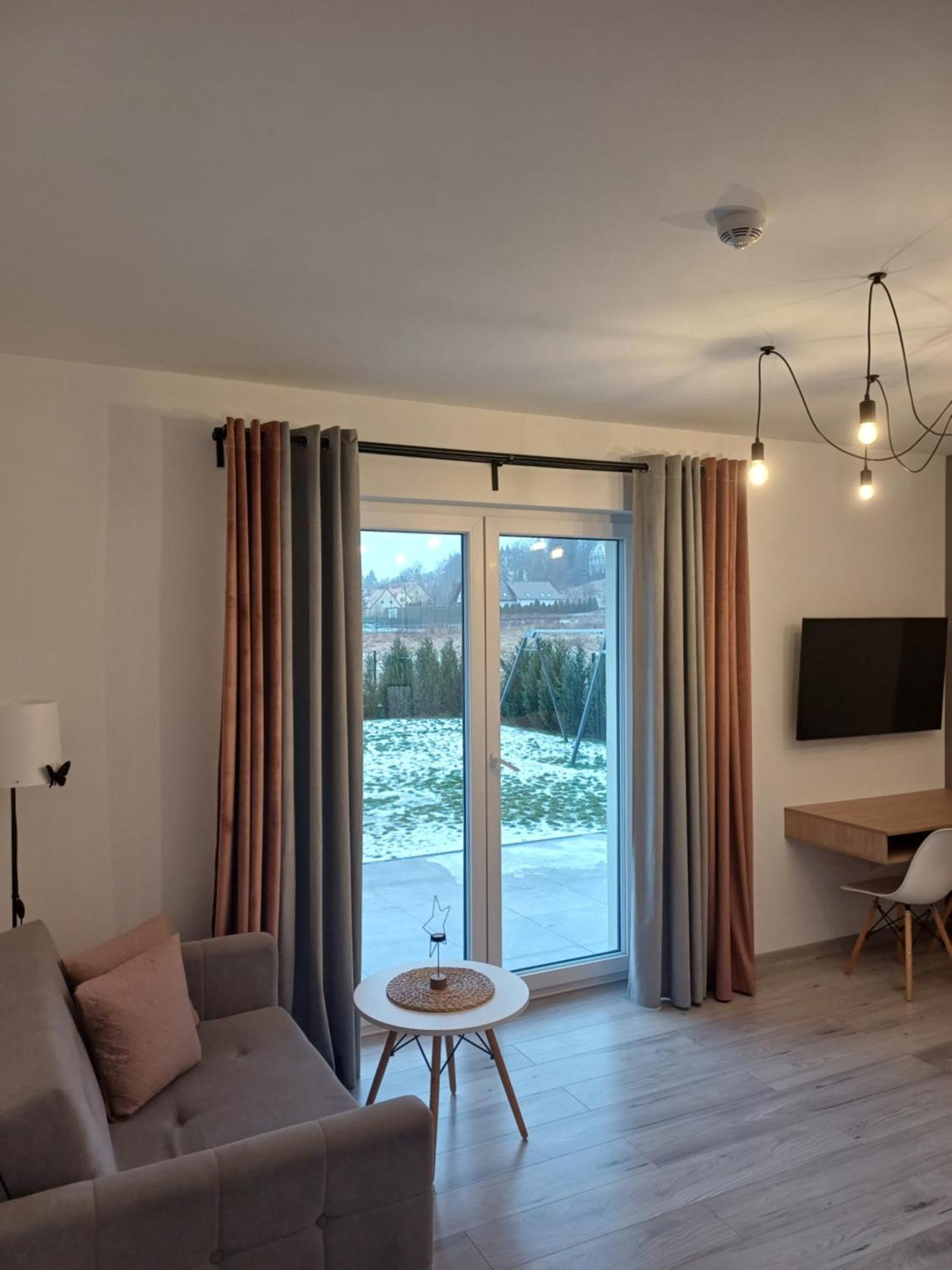 Spij W Kudowie Apartament I Pokoje Goscinne 쿠도바-즈루이 외부 사진