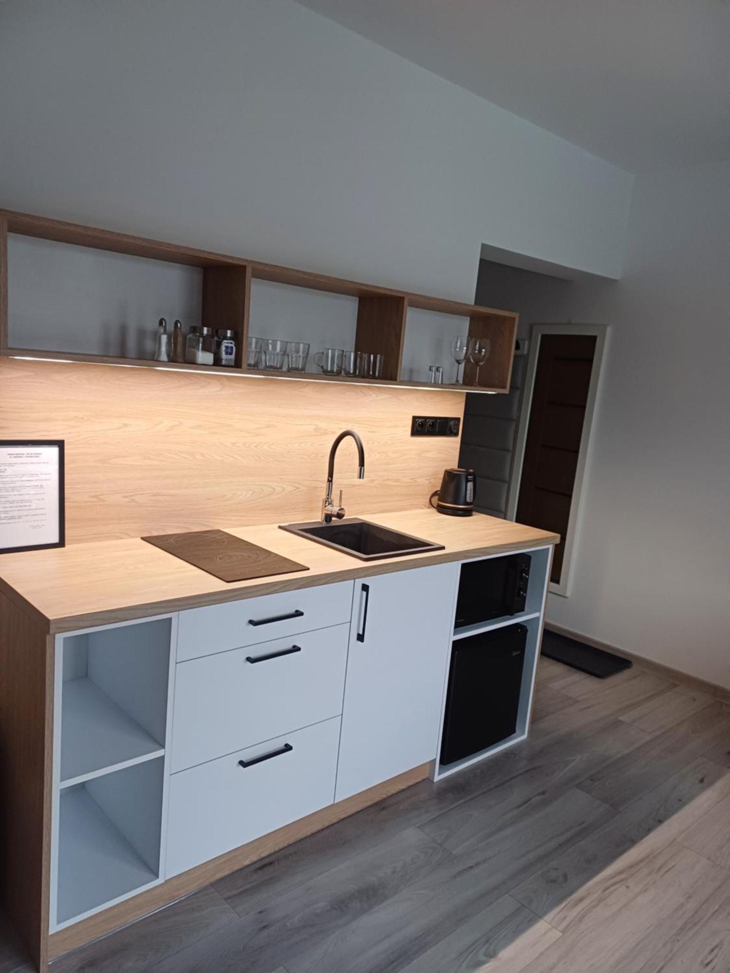 Spij W Kudowie Apartament I Pokoje Goscinne 쿠도바-즈루이 외부 사진